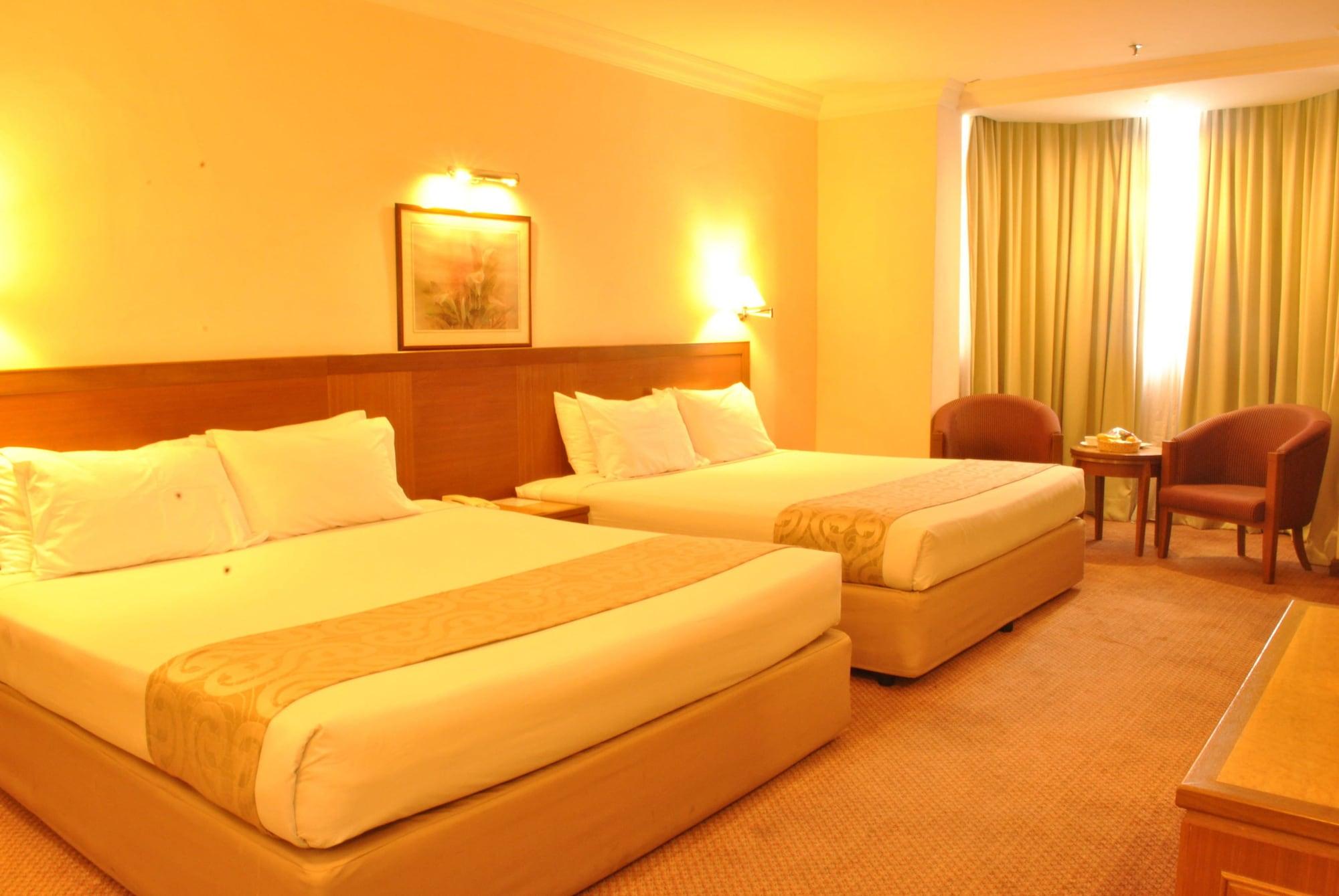 Empress Hotel Sepang Exterior photo
